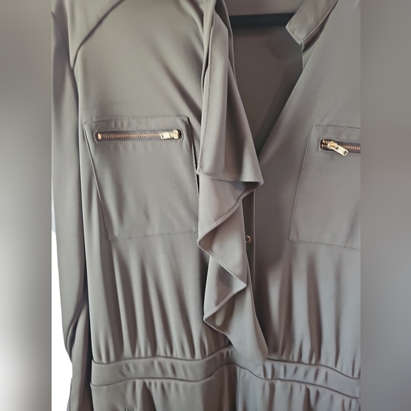 Chico's sz 2 olive green ruffle Utility Jumpsuit sz 12/14 - Picture 5 of 9